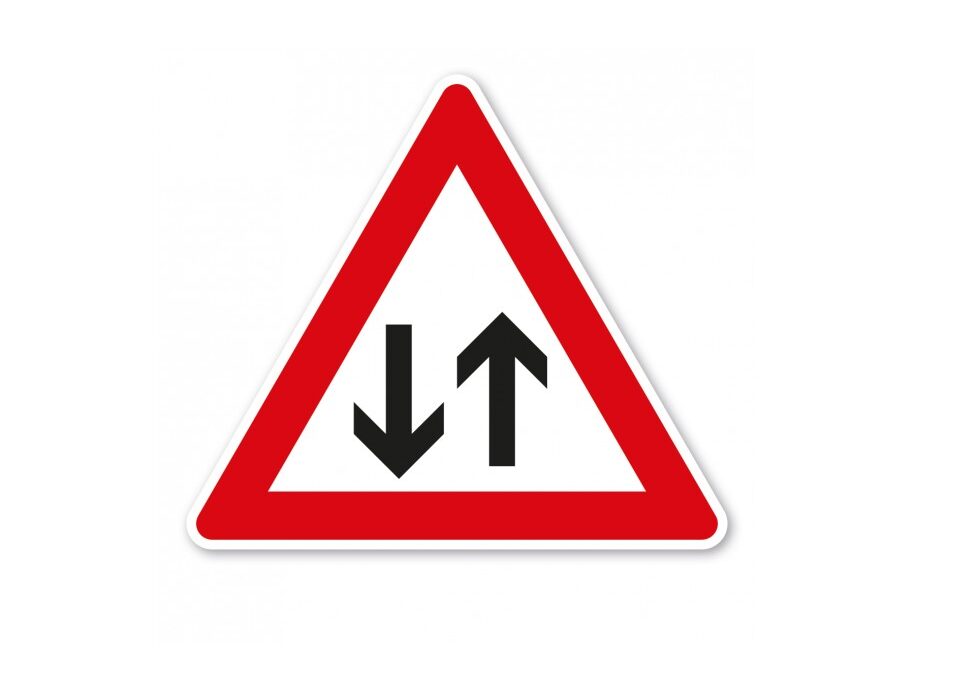 Verkehrszeichen Gegenverkehr