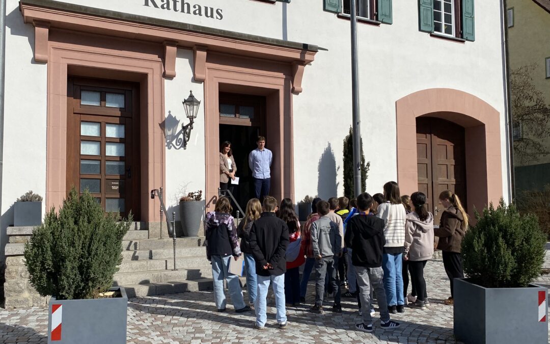 Besuch der Klasse 4a im Rathaus Dietingen